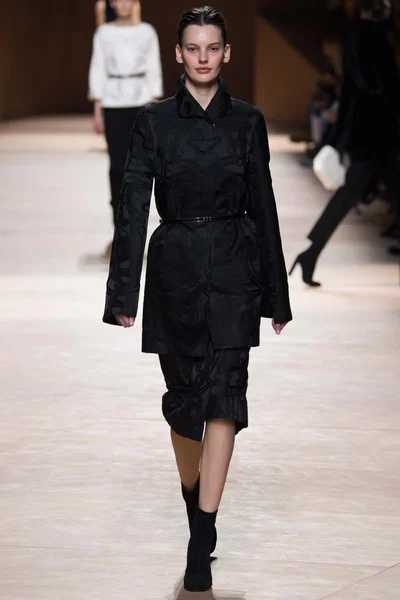 Look 36
